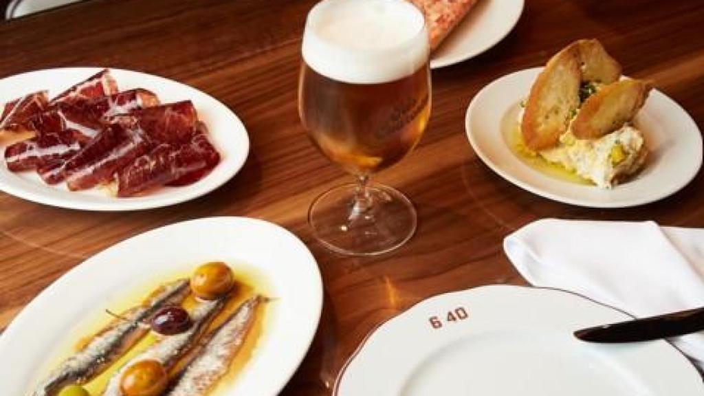 Tapas en Seis Cuarenta.