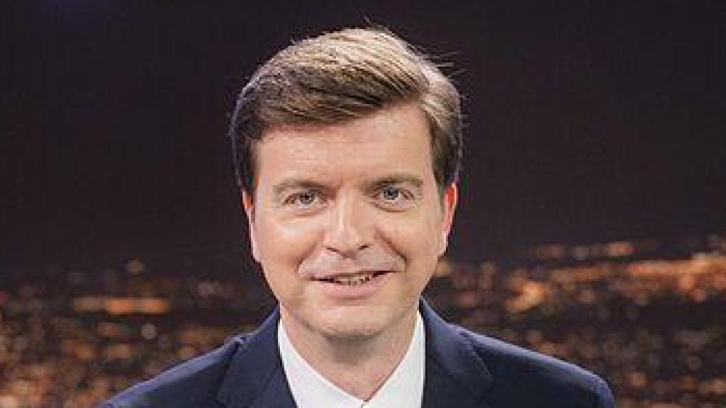 Marc Giró, en la mesa de su 'Late Xou'.