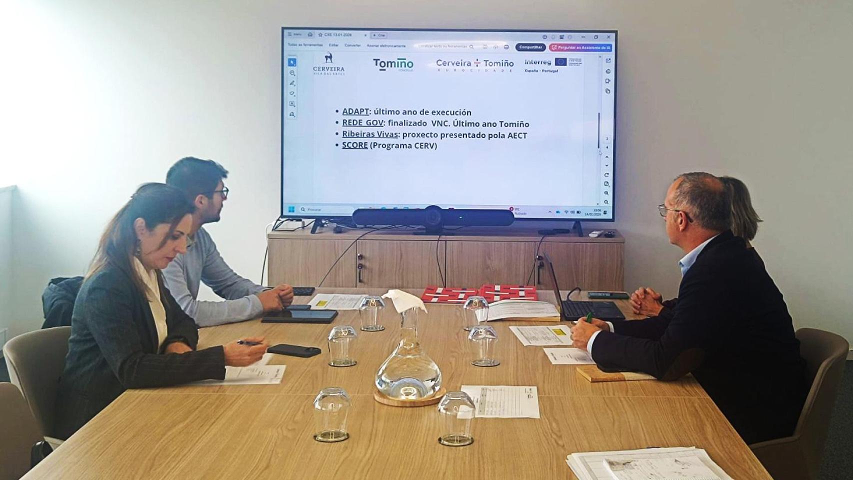 Tomiño (Pontevedra) y Cerveira afianzan su proyecto de 'Eurocidade Intelixente'.