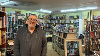 A Gata Tola se despide de Santiago tras 25 años: Hay gente que empezó a leer cómics aquí