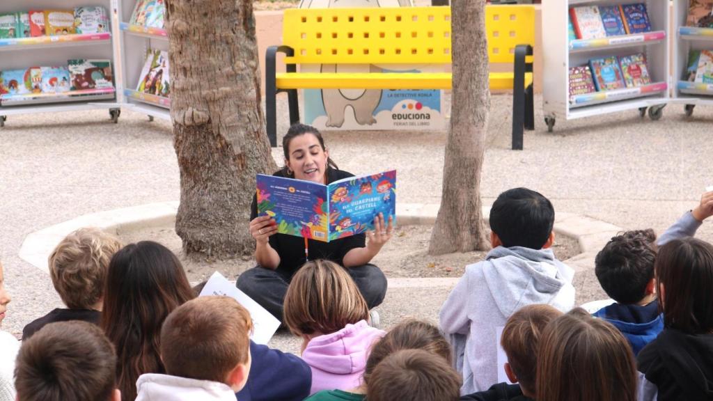 Una empresa de Alicante lleva el amor por la lectura a colegios de toda España: Queremos fomentar el hábito