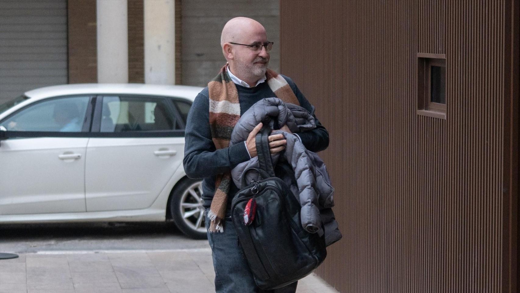 Jorge Suárez, subdirector de Emergencias, a su llegada al juzgado. Jorge Gil / Europa Press