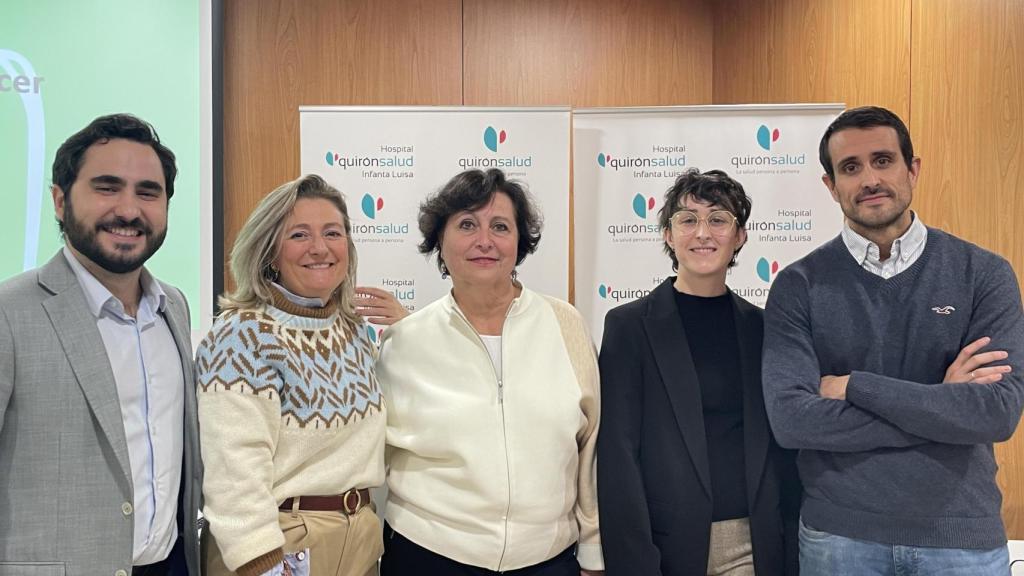 Jaime Lluch, Alicia Salido, Charo A ... Gloria Fuertes y Miguel García