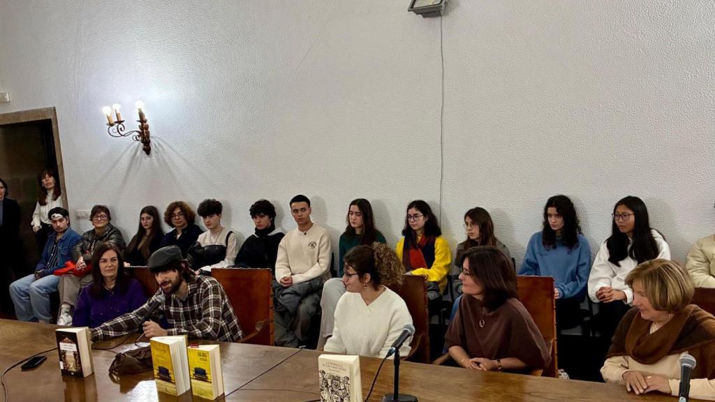 Ledicia Costas, David Uclés y Lídia Jorge premiados en Santiago: Estoy cumpliendo un pequeño sueño