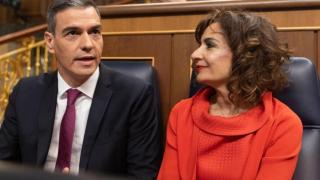 Pedro Sánchez y María Jesús Montero