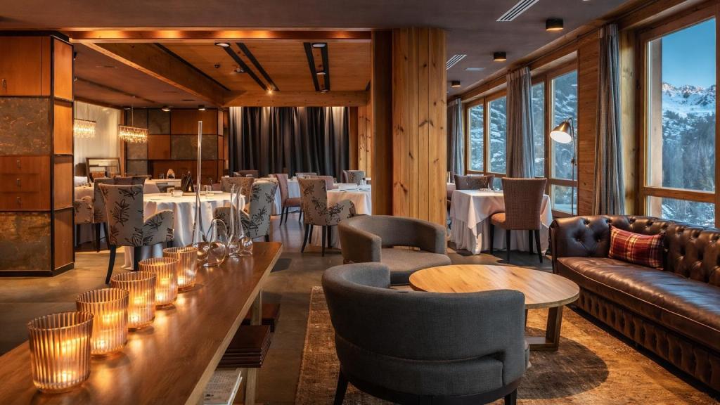 Interior del restaurante Ibaya, con una estrella Michelin.