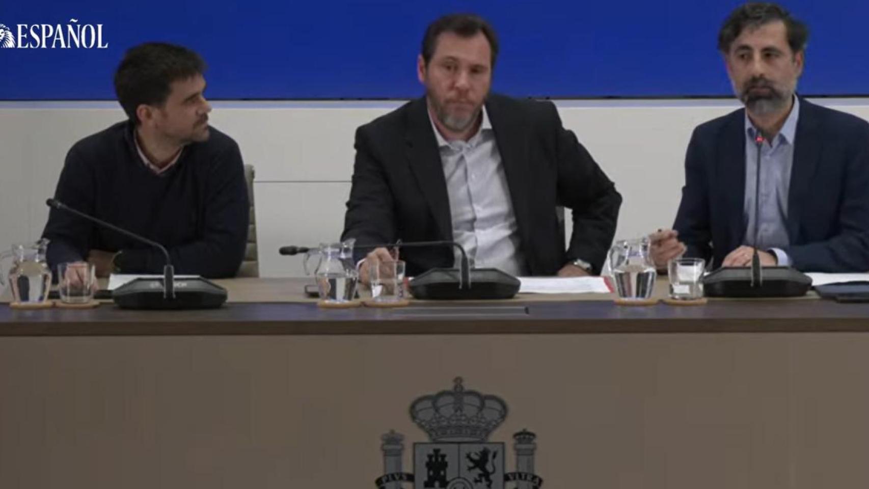 El ministro de Transportes, Óscar Puente, durante la rueda de prensa de este miércoles.