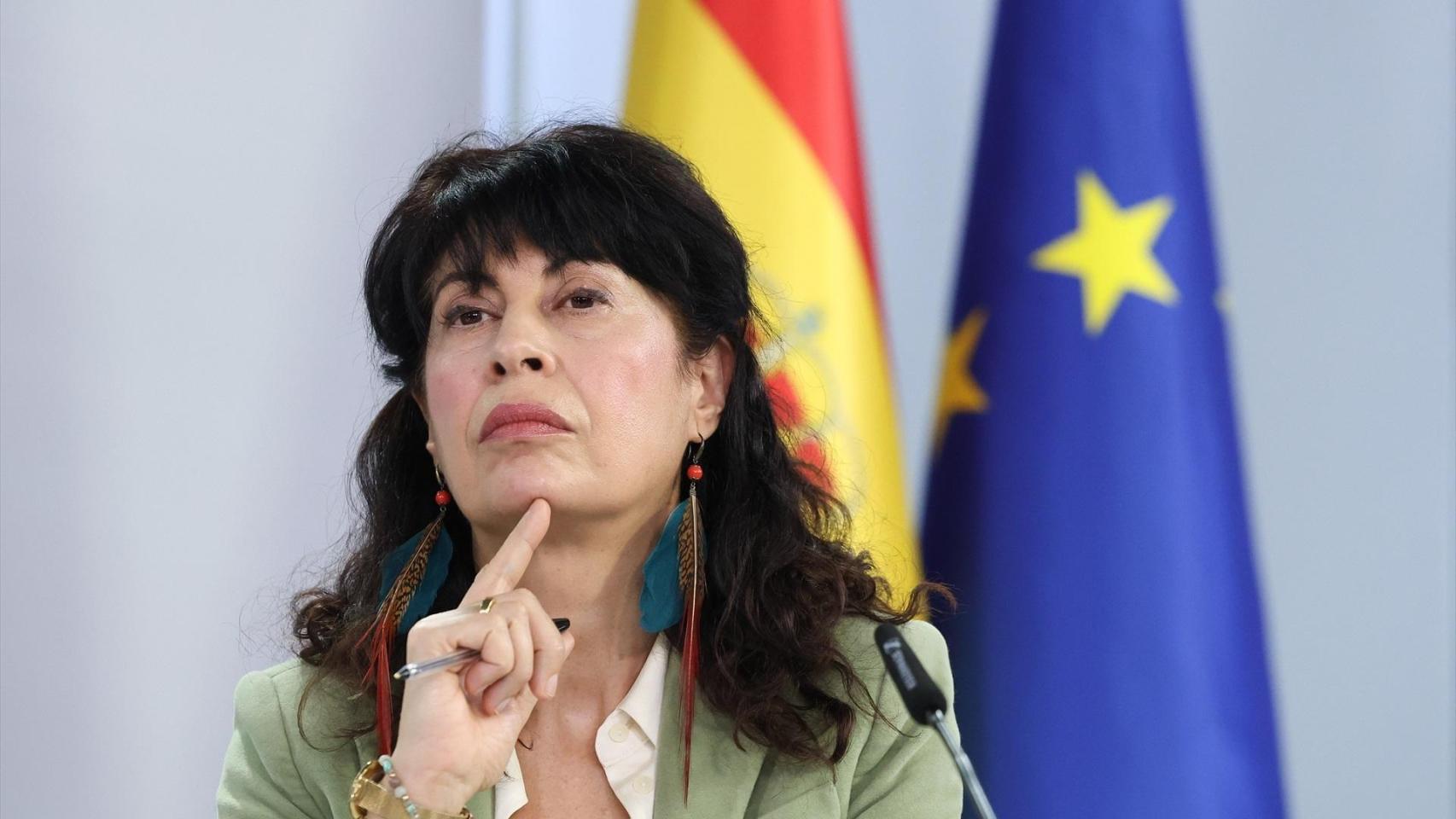 La ministra de Igualdad, Ana Redondo, en rueda de prensa en la Moncloa, tras la reunión del Consejo de Ministros.