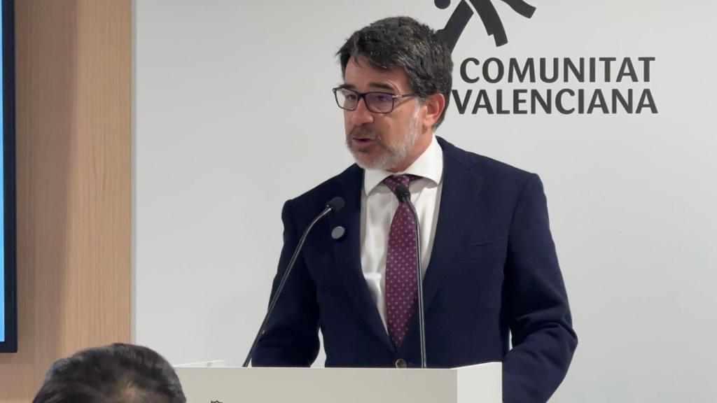 El alcalde de San Vicente, Pachi Pascual, durante una de las presentaciones de Fitur.