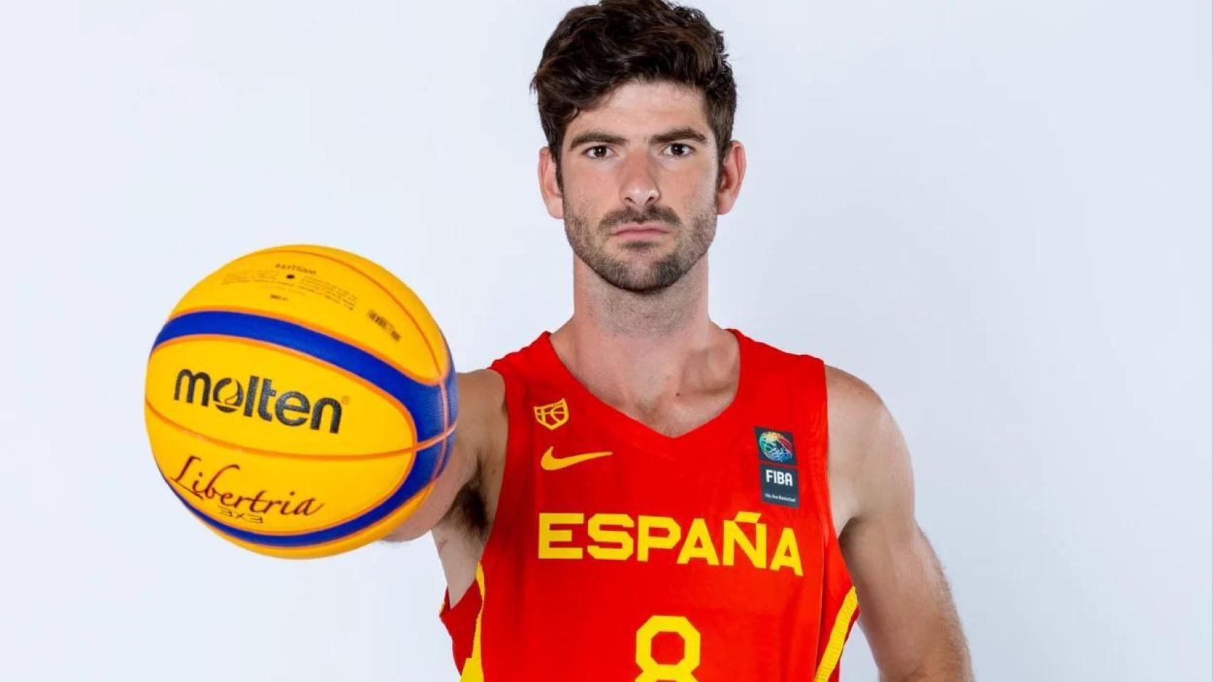 Carlos Martínez, exjugador de baloncesto.
