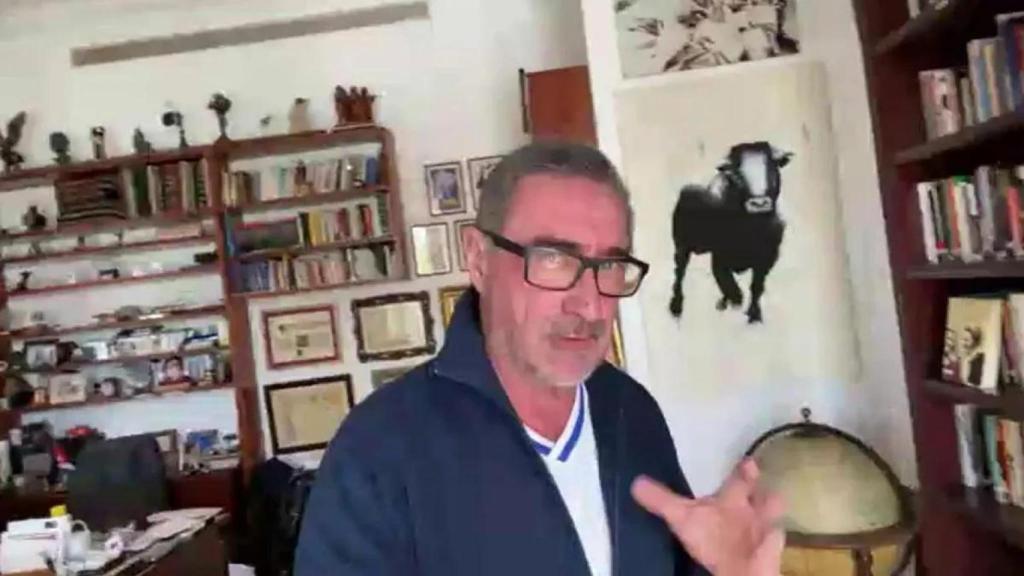 Interior de la casa de Carlos Herrera