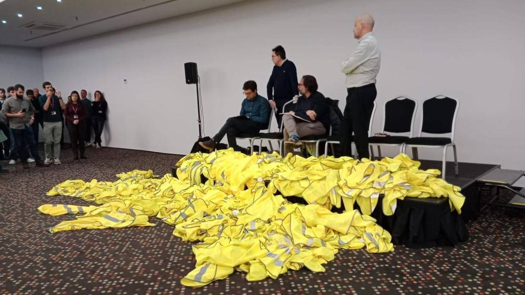 Plante de maquinistas al presidente de Renfe en Barcelona este miércoles.