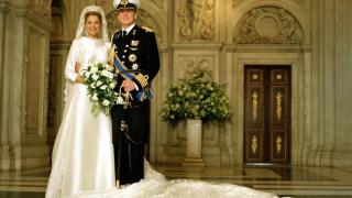 Las musas de Valentino y sus looks que ya son historia de la moda: del vestido de novia de Máxima de Holanda al