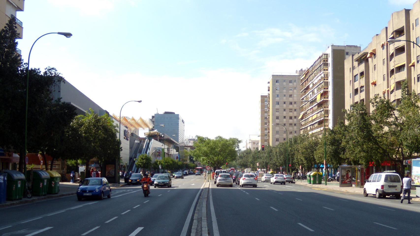 La calle Luis de Morales, en el barrio de Nervión.