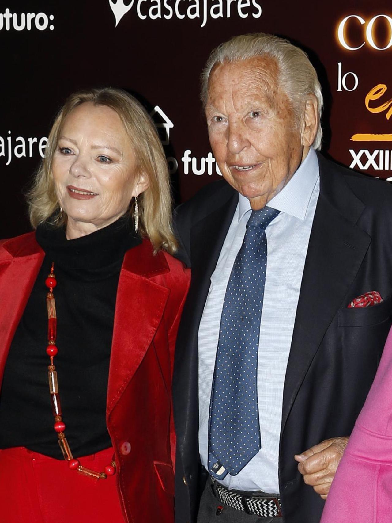 Flavia de Hohenlohe-Langenburg junto a Julio Ayesa.