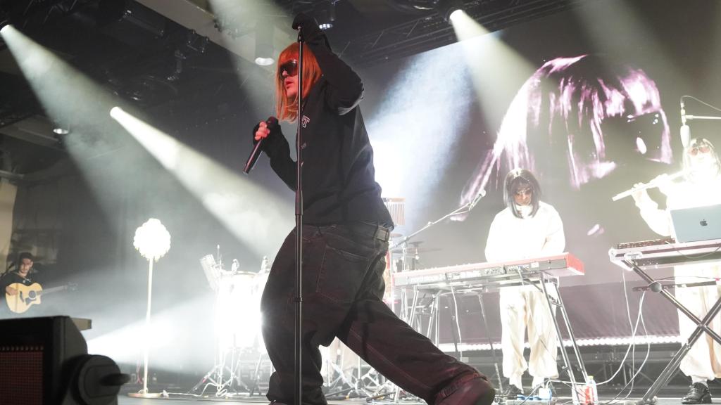 Rusowsky sumerge a Valencia en un viaje sensorial: del sonido más íntimo al más experimental