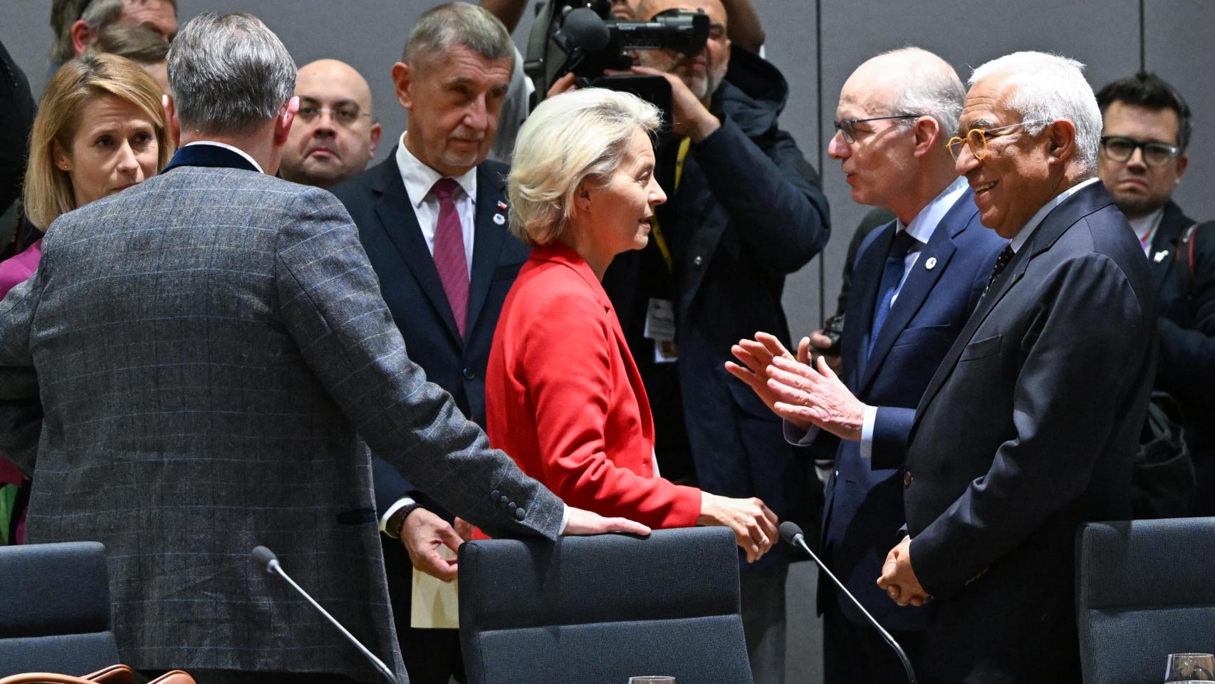 Los líderes de la UE, durante la cumbre de emergencia de este jueves en Bruselas