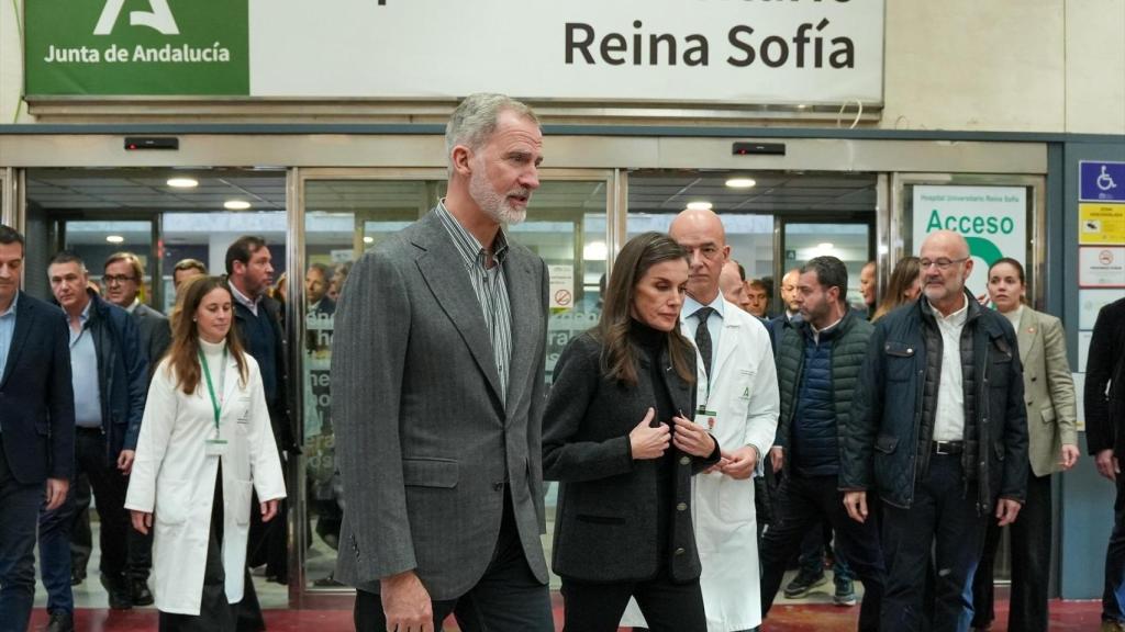 Los Reyes en la visita al centro hospitalario el 20 de enero.