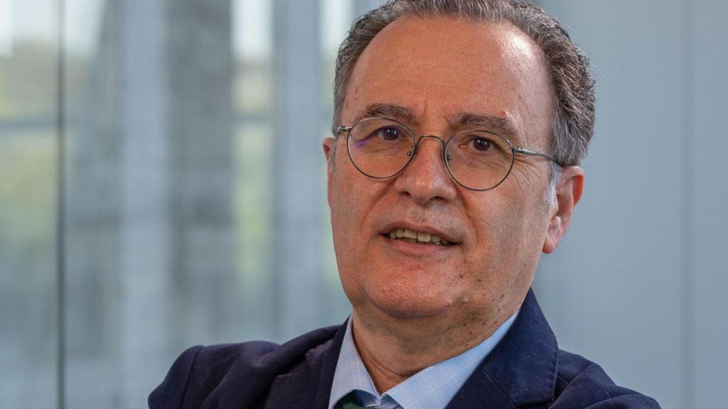 Francisco Blanco, portavoz de la Sociedad Española de Reumatología (SER), Profesor de Reumatología de la Universidad de A Coruña (UDC) y del Complexo Hospitalario Universitario A Coruña (CHUAC).