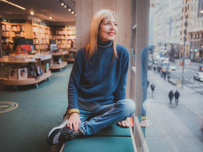 La autora, en la FNAC de Madrid.