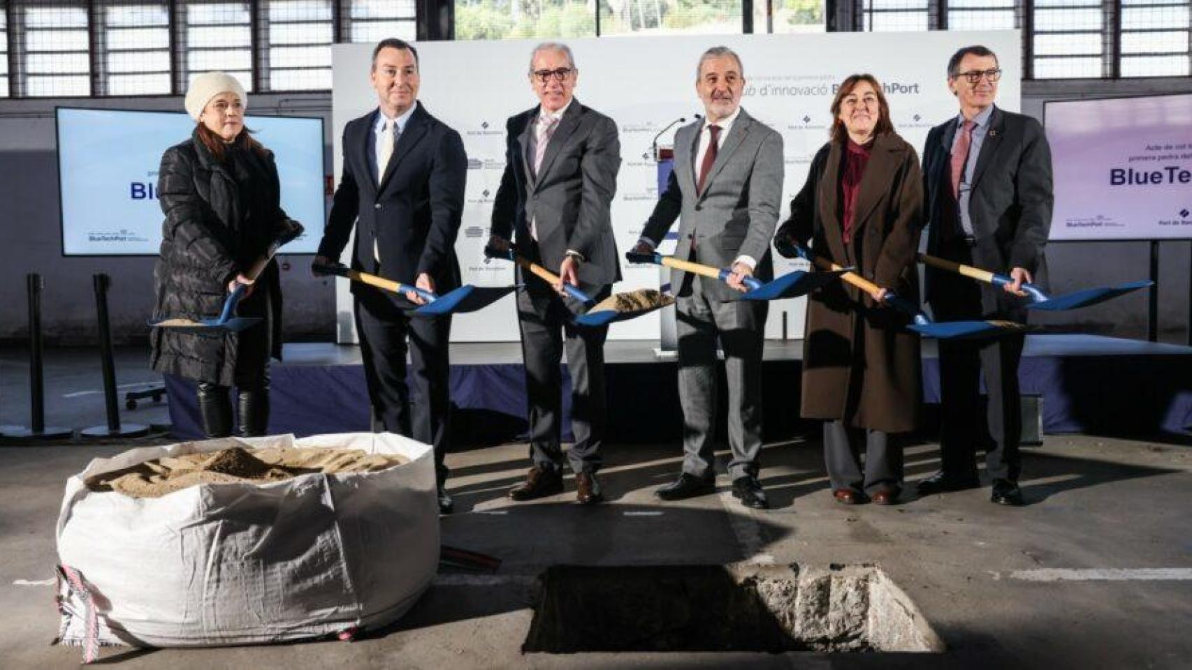 Acto institucional de puesta de la primera piedra del BlueTechPort.