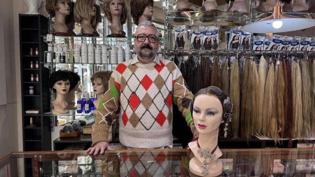 La tienda de pelucas de Vicente. EE