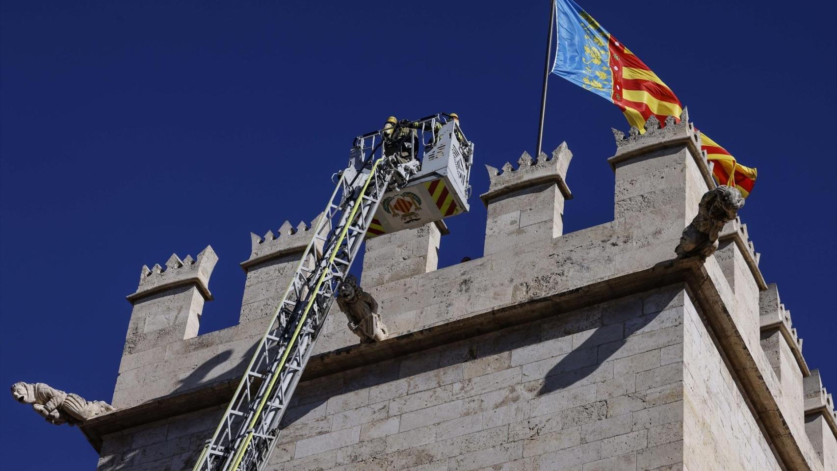Simulacro de incendio en La Lonja. Rober Solsona/Europa Press