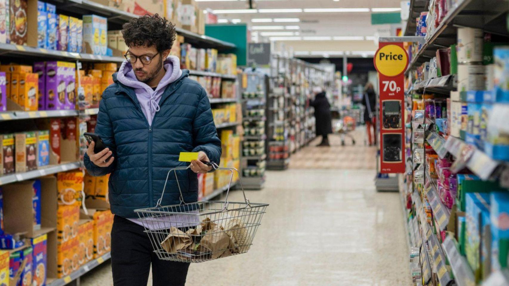 Se espera nieve en varias zonas del país, lo que complicaría el paso de camiones de mercancía.