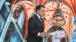 Un momento de la intervención de Manuel Serrano en Fitur.