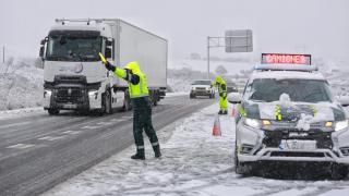 Temporal de nieve en la A-66, entre Guijuelo y Bejar (Salamanca)