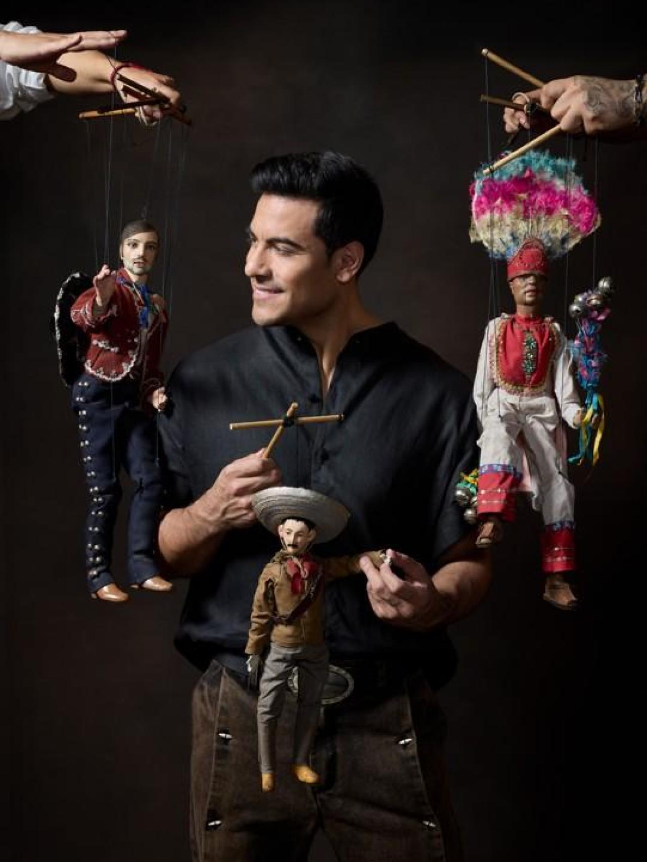 El cantante mexicano en una imagen de estudio.