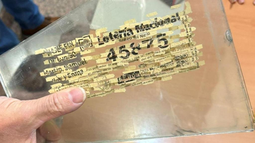 La participación premiada reconstruida por un porriñés.