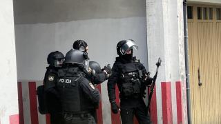 Efectivos de la Policia Nacional desplegados en la zona.