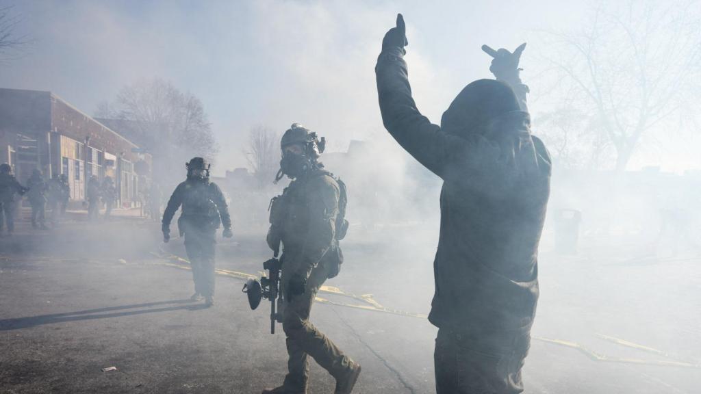 Imagen del tiroteo que tuvo lugar este sábado en Minneapolis.