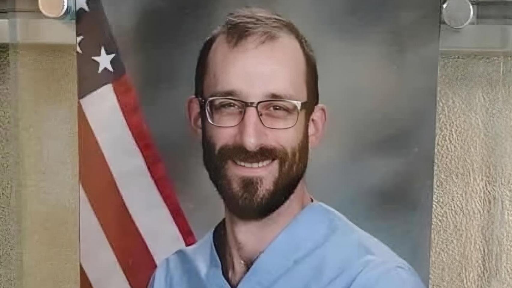 Alex Pretti, el joven enfermero asesinado por los agentes migratorios en Minnesota este sábado.