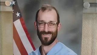 Alex Pretti, el joven enfermero asesinado por los agentes migratorios en Minnesota este sábado.