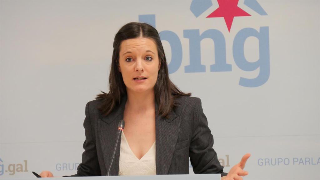 La viceportavoz parlamentaria del BNG, Olalla Rodil, en rueda de prensa en el Parlamento de Galicia.