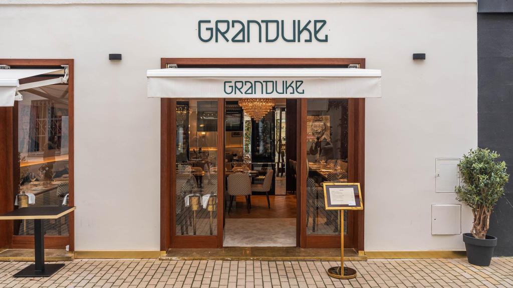 La entrada al restaurante Granduke.