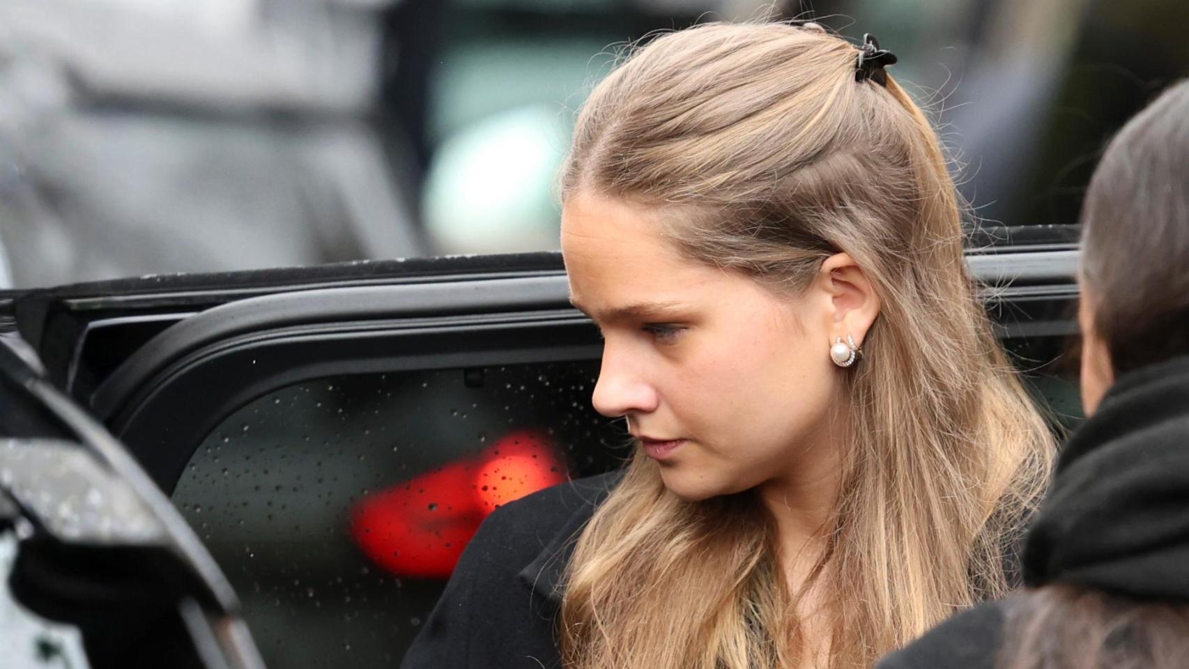 Iñaki Urdangarin revela en su libro que su hija Irene padece dislexia.