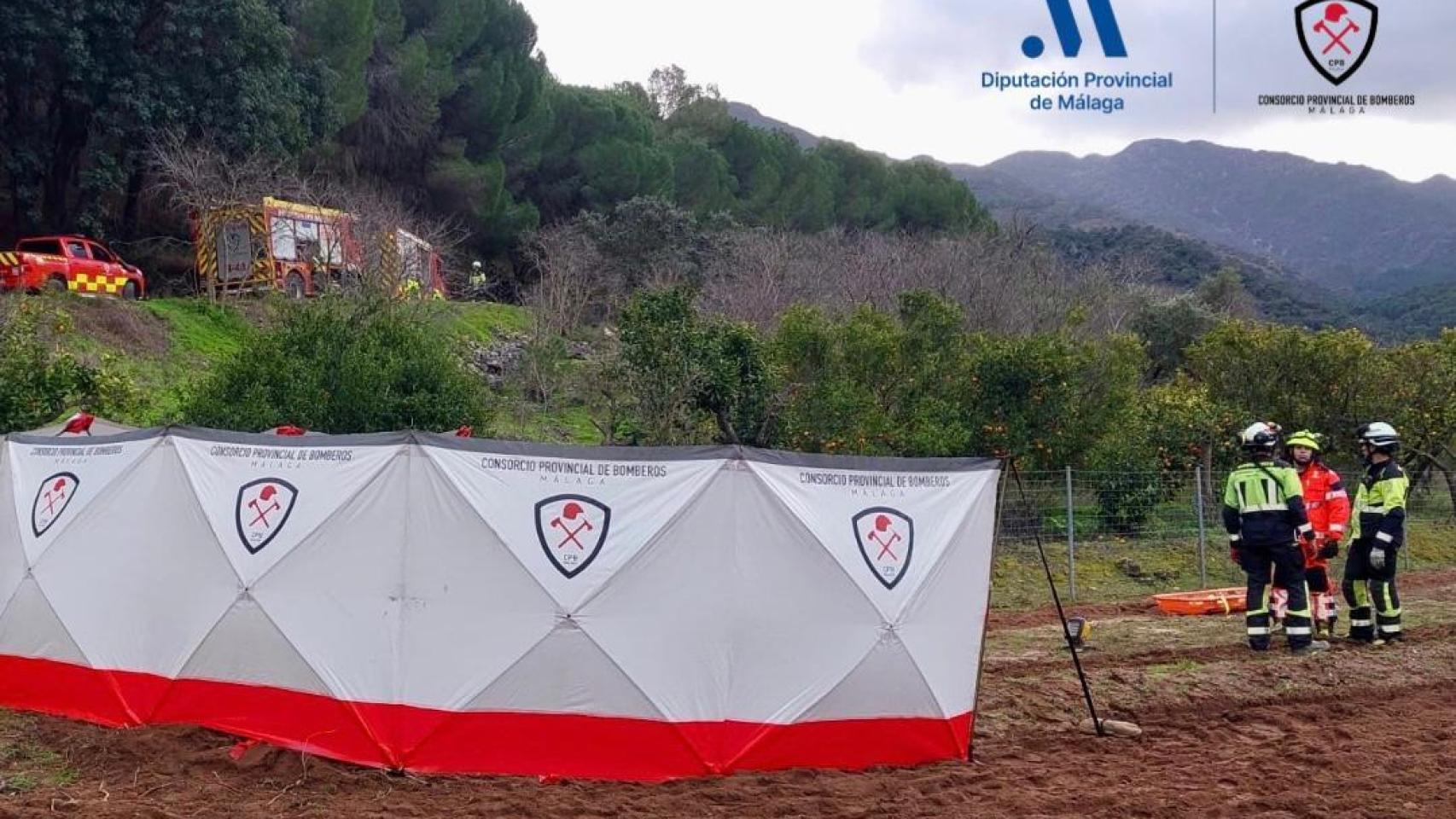 Efectivos del Consorcio Provincial de Bomberos de Málaga.