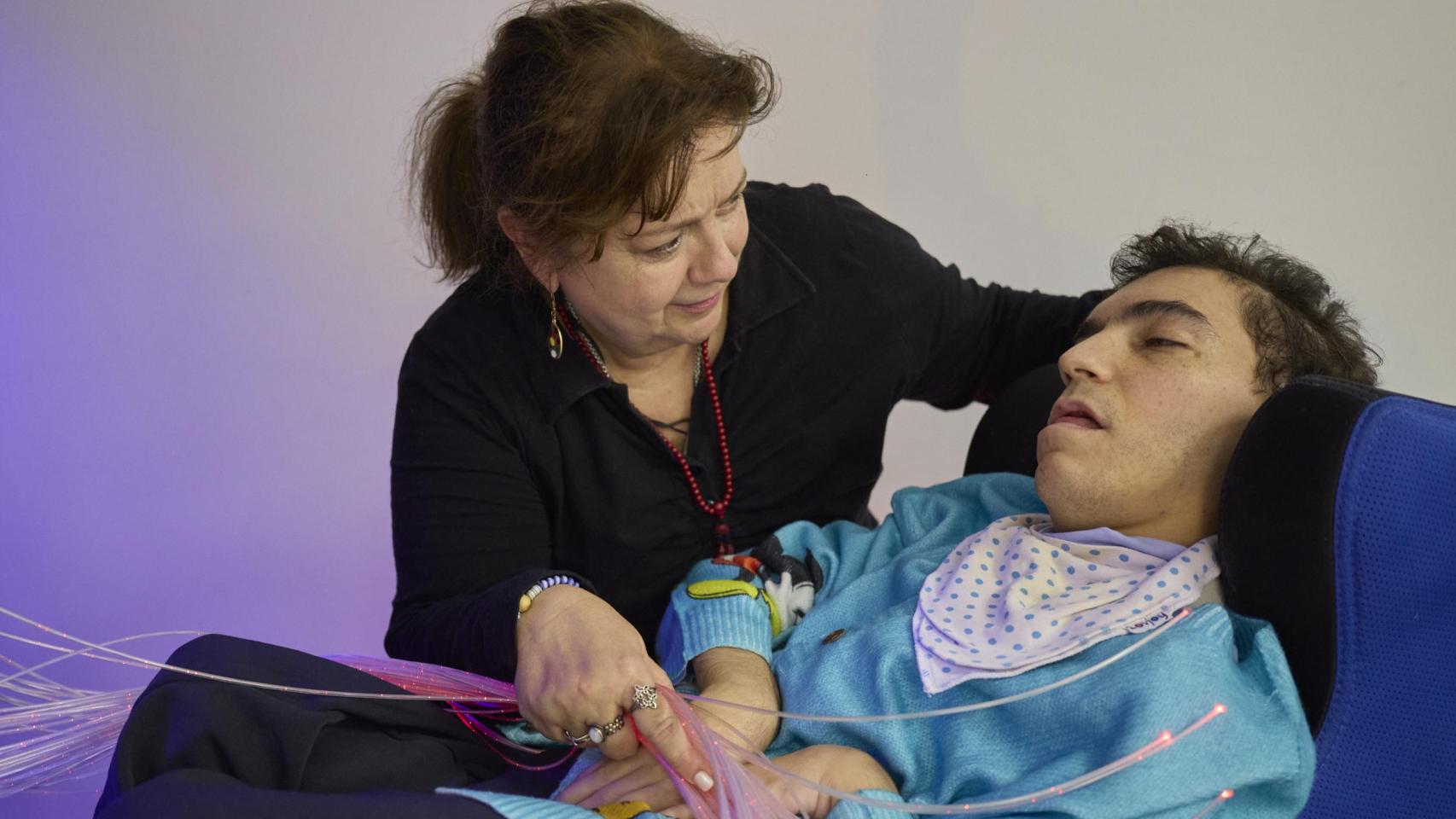 Magdalena García y su hijo Antonio.