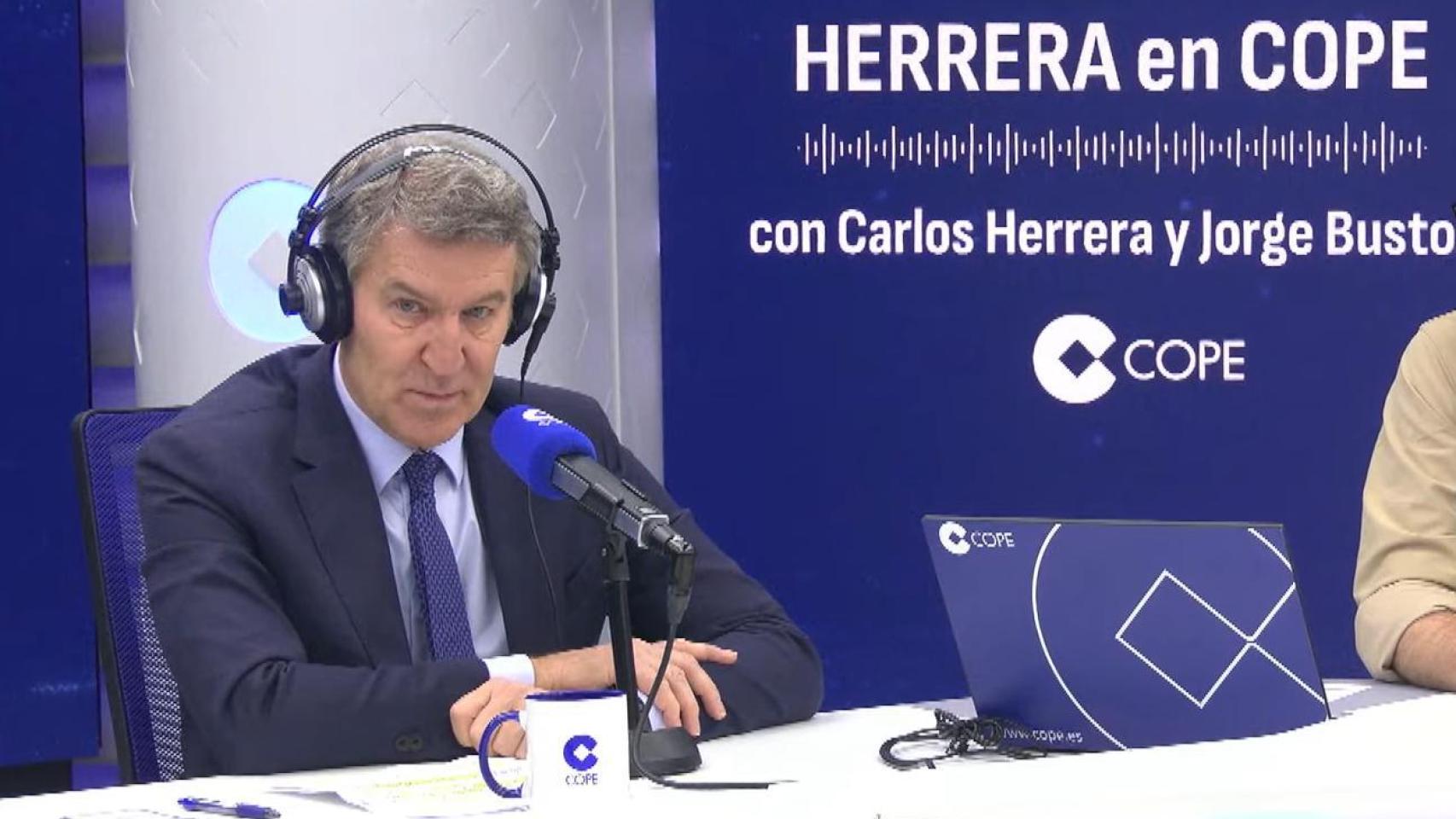 Alberto Núñez Feijóo este lunes durante su entrevista en 'Herrera en Cope'.