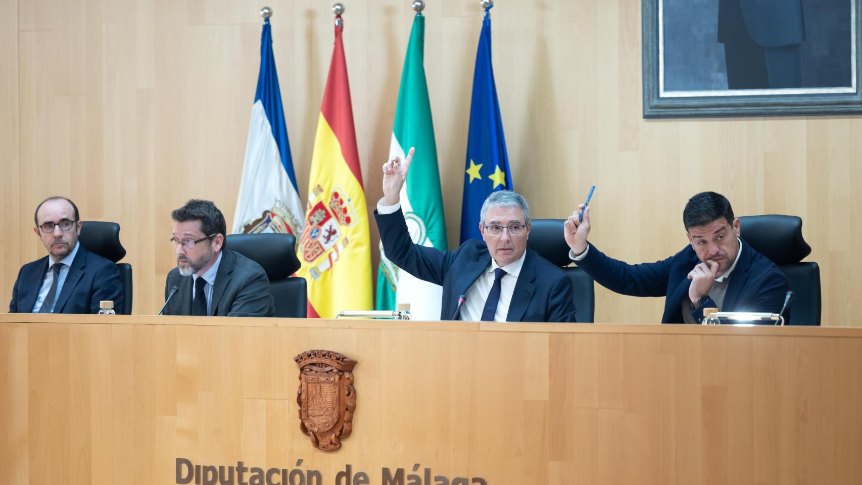 Un momento del Pleno de la Diputación de Málaga celebrado este lunes.