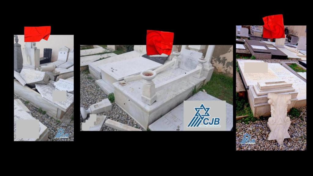 Varias de las tumbas profanadas en el cementerio de Les Corts.