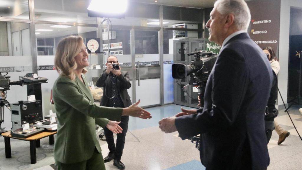 Llegada de Pilar Alegría a las instalaciones de AragónTV