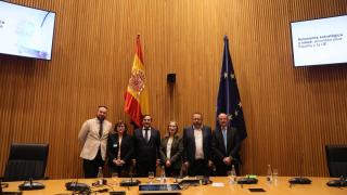 Asistentes a la jornada organizada por la Fundación Cofares en el Congreso.