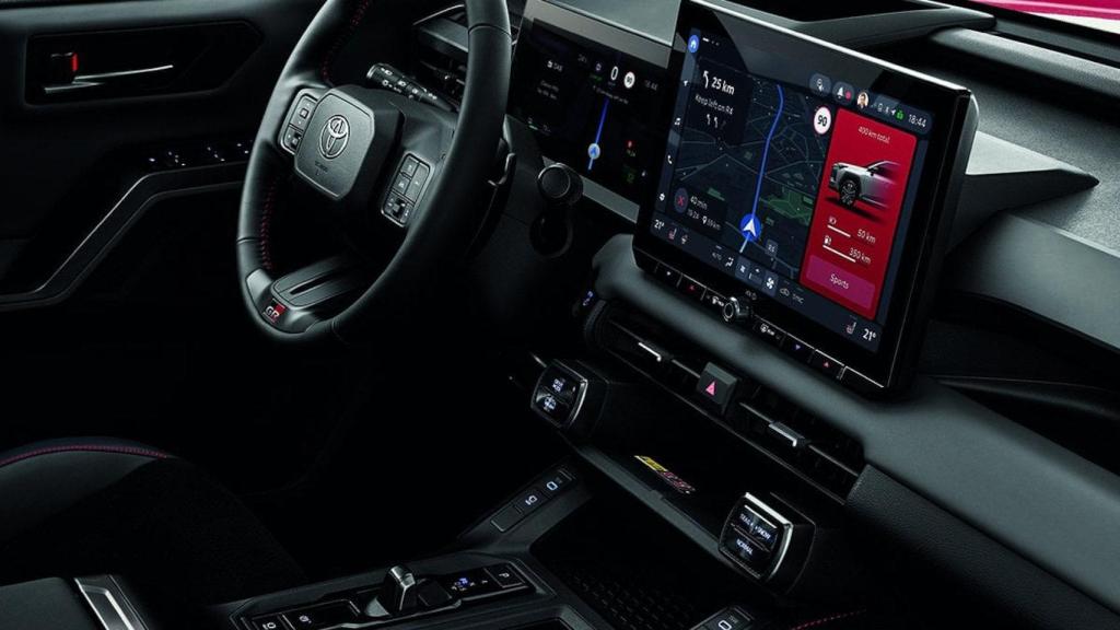 Interior del Toyota RAV4 2026