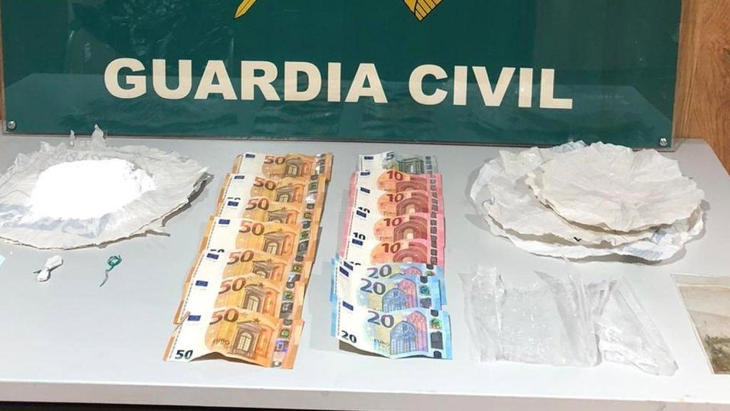 Desarticulado un punto de venta de drogas en la Comarca de Valdeorras.
