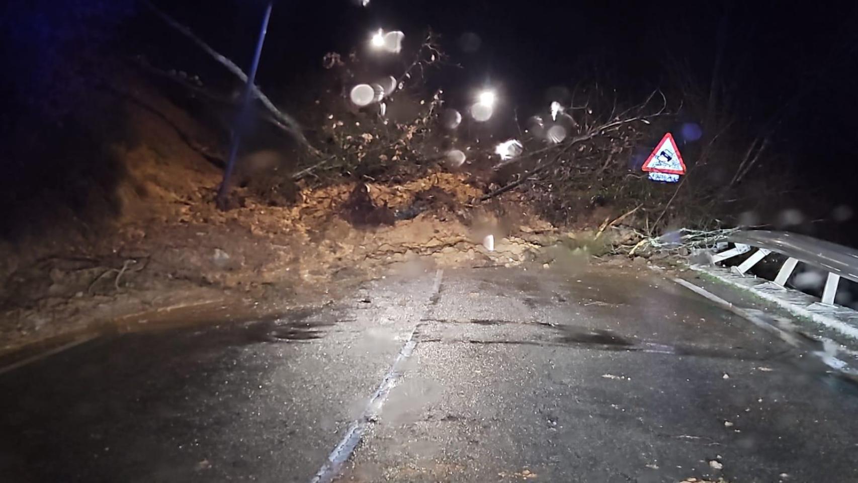 El incidente se produjo en torno a las 04:25 de este martes 27, a la altura del kilómetro 91 de la carretera CL-615