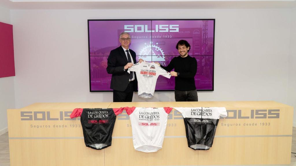Renovación del patrocinio de Soliss Seguros en la prueba ciclista 'La Conquista de Gredos'.